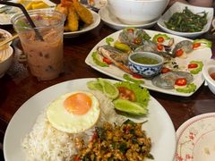 -Dang restaurant (patong phuket)