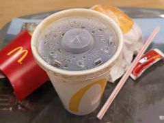 -麦当劳(杭州西湖银泰百货店)