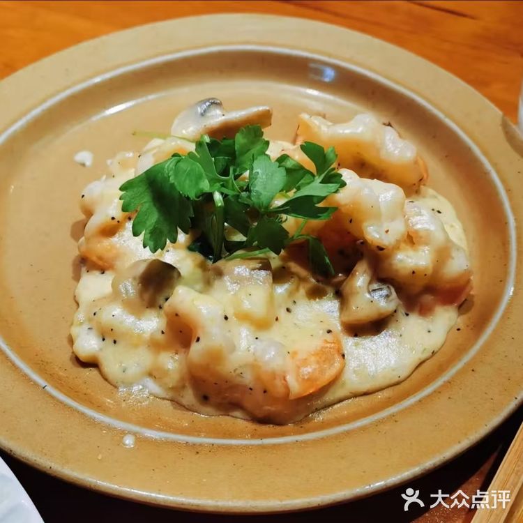 在沈阳，吃到了好吃的创意料理


料理门口排