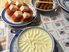 -广信牛奶甜品世家(台东店)