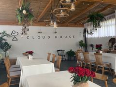 大堂-云里小坐·小院里·团建·宴请·下午茶(三圣乡店)