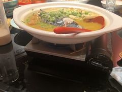 -川流不息·地道川菜·小龙虾(新松江路店)