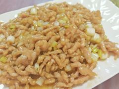 儿童版鱼香肉丝-洪霞餐馆