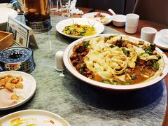 -俭寨大盘鸡·手抓肉·烧烤新疆菜(乌苏路店)
