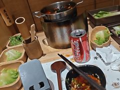 -独食火锅·半米屋台(直营总店)