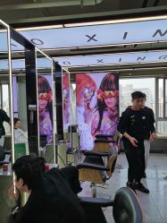 -藤野造型烫发染发