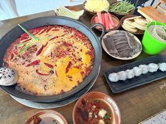 -黄潇洒老火锅(九眼桥宏济巷店)
