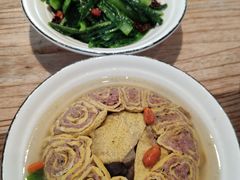 三鲜蒸蛋卷-树厨贵州菜(大十字店)