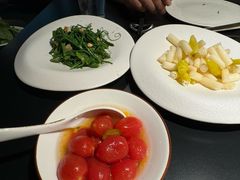 -鲜入唯煮·港式海鲜牛肉火锅(金宝街店)