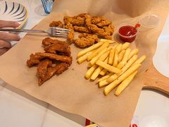 -必胜客(大悦城店)