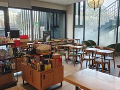 -星巴克(长沙麓南广场店)