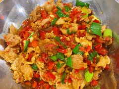 碎红辣椒炒肉-憨伢子·家常菜小食堂·有锅气の炒菜(江汉路店)