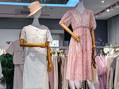 -王府井奥莱临潼小镇(临潼店)