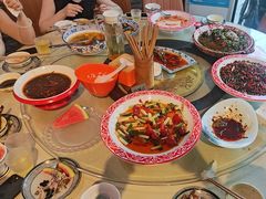 -牟记江湖重庆地标特色菜鱼蛋海鲜羊蝎子(巴南区黑金冠十多年好店)