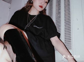 OOTD｜日常T恤怎么拍出辣妹风？附滤镜