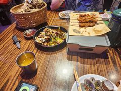 -蚝堡海鲜·威海菜·海肠捞饭·烧烤·亚洲吃蚝公司(幸福门店)