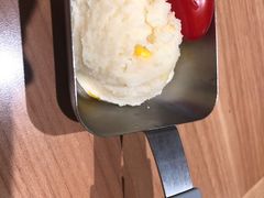 排类配餐为玉米粒和土豆泥-豪客来牛排(商汇人和广场店)