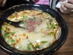 -万红路羊汤烧饼店(将台路店)
