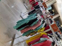 -BIGOFFS 超级折扣(仁恒伊势丹店)