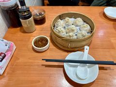 -莱莱小笼·乔艾
