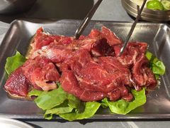 -围炉肉舍丹东海鲜烤肉·烤活鳗(步行街店)