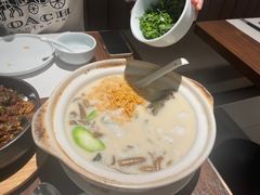 -港丽餐厅(杭大店)