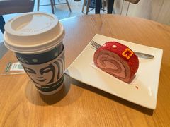 草莓红丝绒卷-星巴克臻选(深圳金光华店)