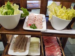 -老房老舍重庆火锅(假日城市店)