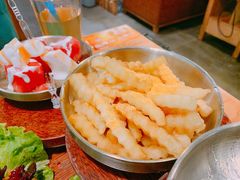 -肥肥虾庄·金牌油焖大虾(杨园滨江时代walk店)