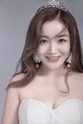 -挪娅婚纱摄影皇家会所