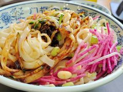 老北京炸酱面-门框胡同百年卤煮(新街口店)