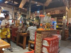 大堂-海拉尔碳烤羊腿烤鸽子(吕营店)