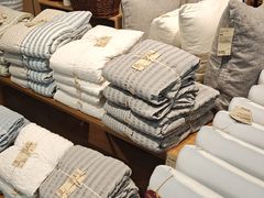 -MUJI无印良品(万达天鹅湖店)