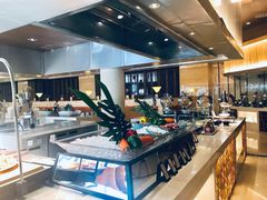 自助取餐区-东西风牛排馆周末烧烤自助(首都机场希尔顿店)