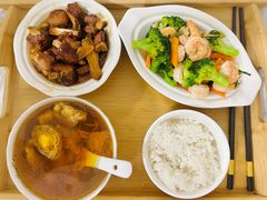 -臻爱住家月嫂育儿嫂(万达店)