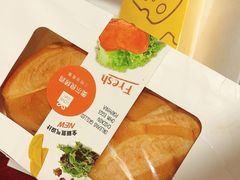 奥尔良烤鸡三明治-LOVEGIFT爱礼(八佰伴店)