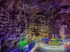 -泰安地下龙宫景区