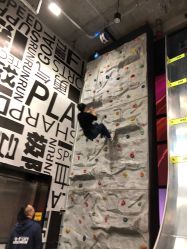 -嗨翻Hi-Fun竞技主题乐园·蹦床团建生日聚会(五棵松华熙店)