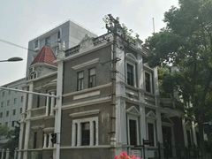 -黎黄陂路街头博物馆