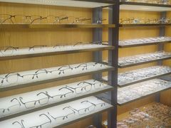-优医视平价眼镜蔡司依视路折扣工厂店(德胜门店)