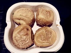 -小杨生煎(金山百联购物中心3楼店)