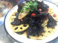 -山河屯江鱼馆