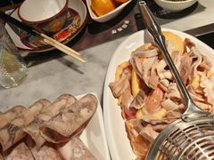 -尚尚仙·酸汤猪手·猪肚鸡火锅(华联万柳购物中心店)