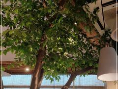 -蜜桃餐厅·伴山(湖滨商业街店)