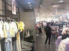-三福时尚(三峡广场华夏银座店)