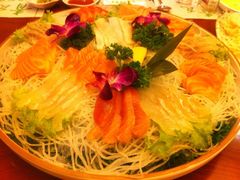 -青瓦餐厅·生鱼片·韩园烤肉(西塔店)