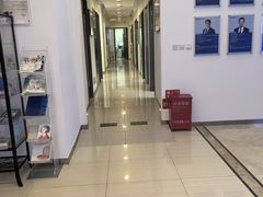 -瑞尔齿科(颐堤港诊所)