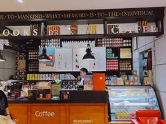 -西西弗书店&矢量咖啡(壹方购物中心店)