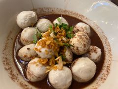 -席娜卡琳火车铁道夜市