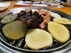 厚切五花肉-唯成•韩国炭火烤肉 유성고기